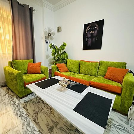 Апартаменты Angie House Embassy Area With Wi Fi Хургада Экстерьер фото