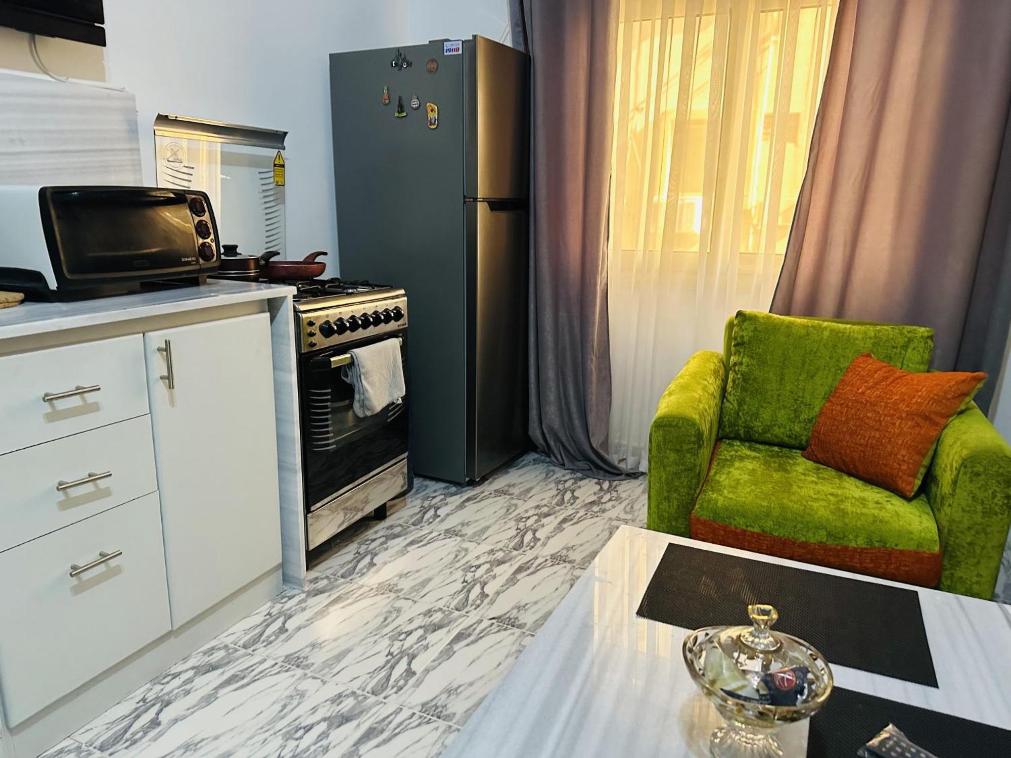 Апартаменты Angie House Embassy Area With Wi Fi Хургада Экстерьер фото